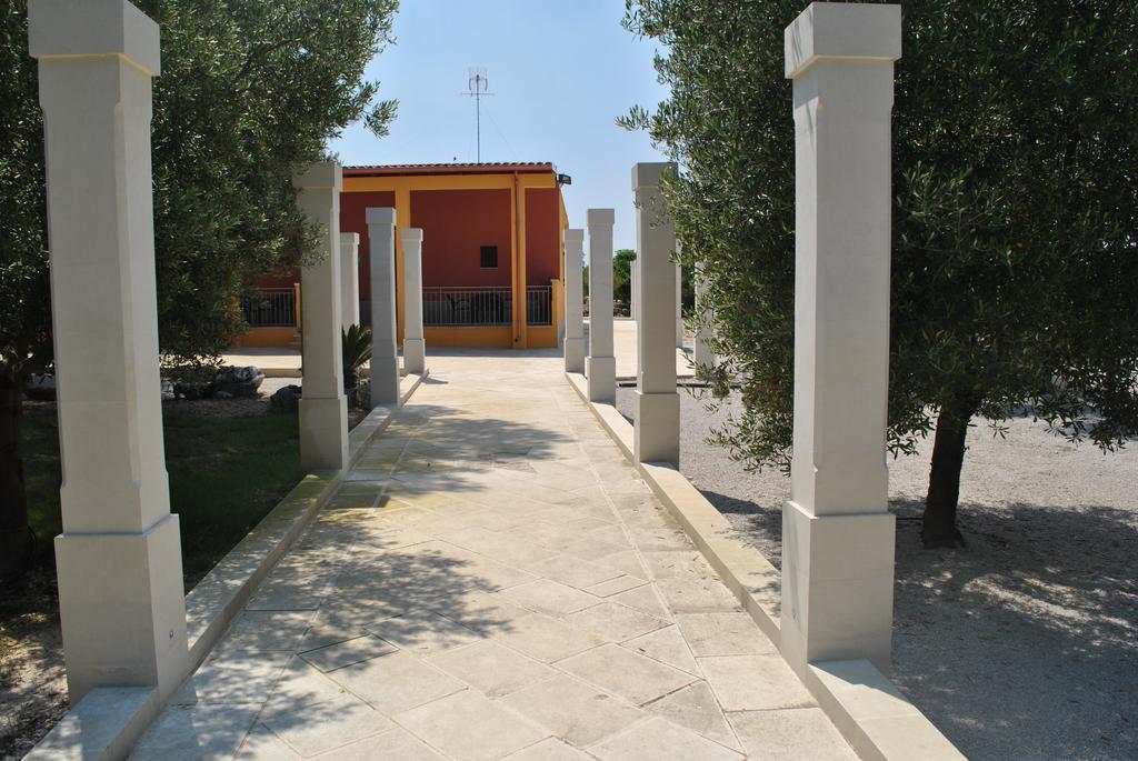 Tenuta La Spezia Carpignano Salentino Zewnętrze zdjęcie